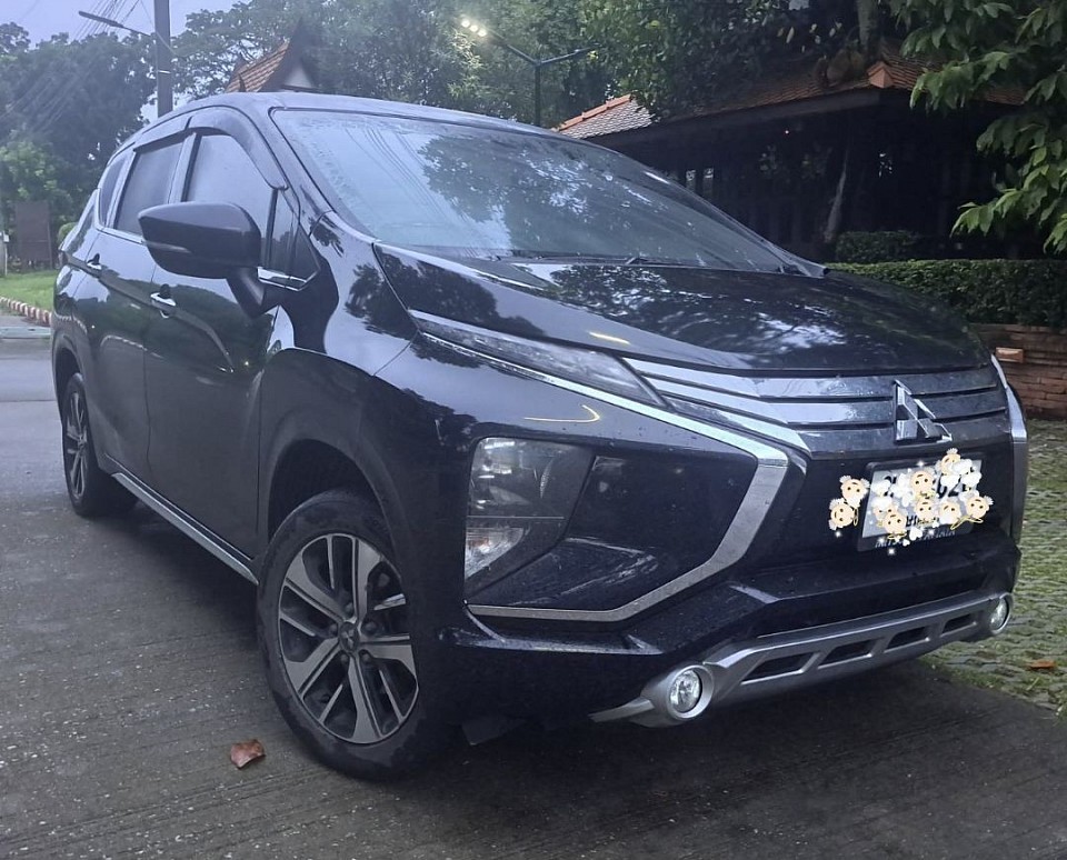 รถใหญ่ 7 ที่นั่ง