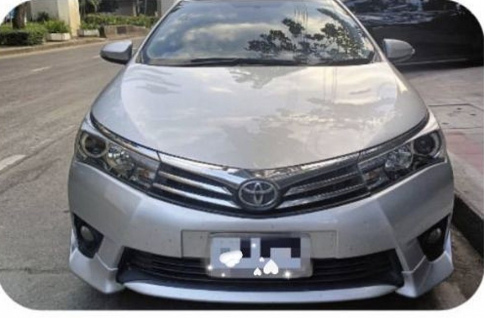 เหมารถเก๋งพร้อมคนขับ